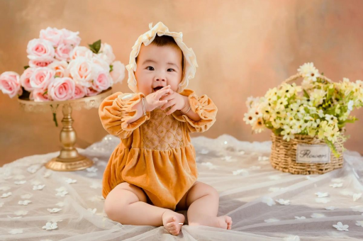 金坛宝宝睡觉爱笑